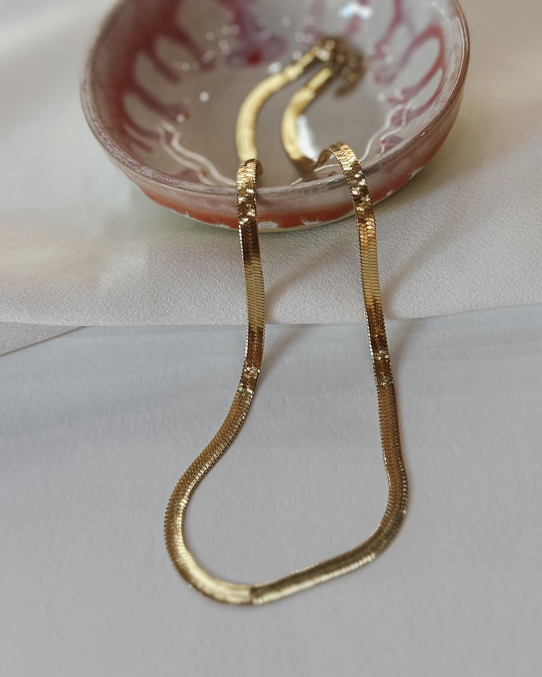 Gold chain snake